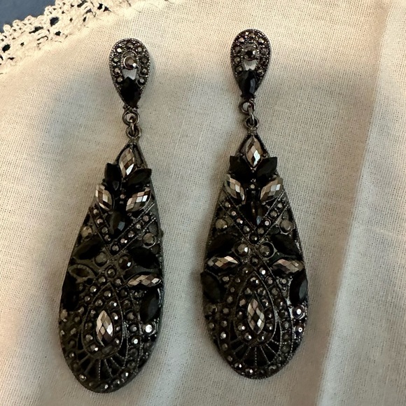 Jewelry - Black and Silver Drop Earrings for special occasions